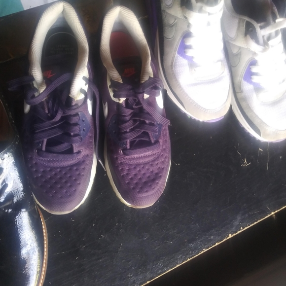 Shoes - Picture 4 of 4